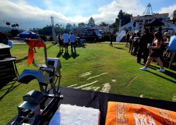 Live Screen Printing In The Windy City - Chicago Illinois 